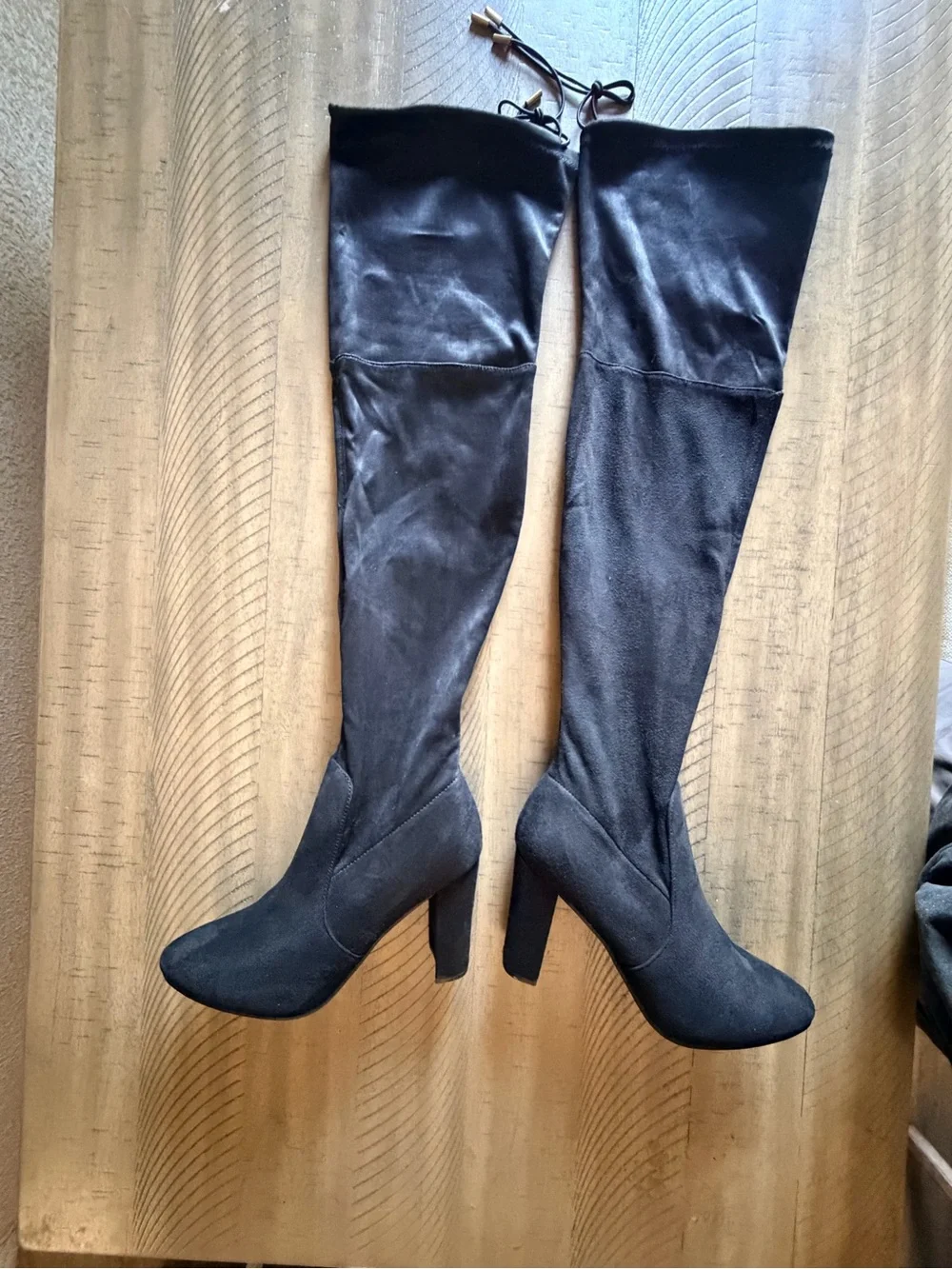 Yoki Black Over the Knee Stretch Boots Block Heel Size 9